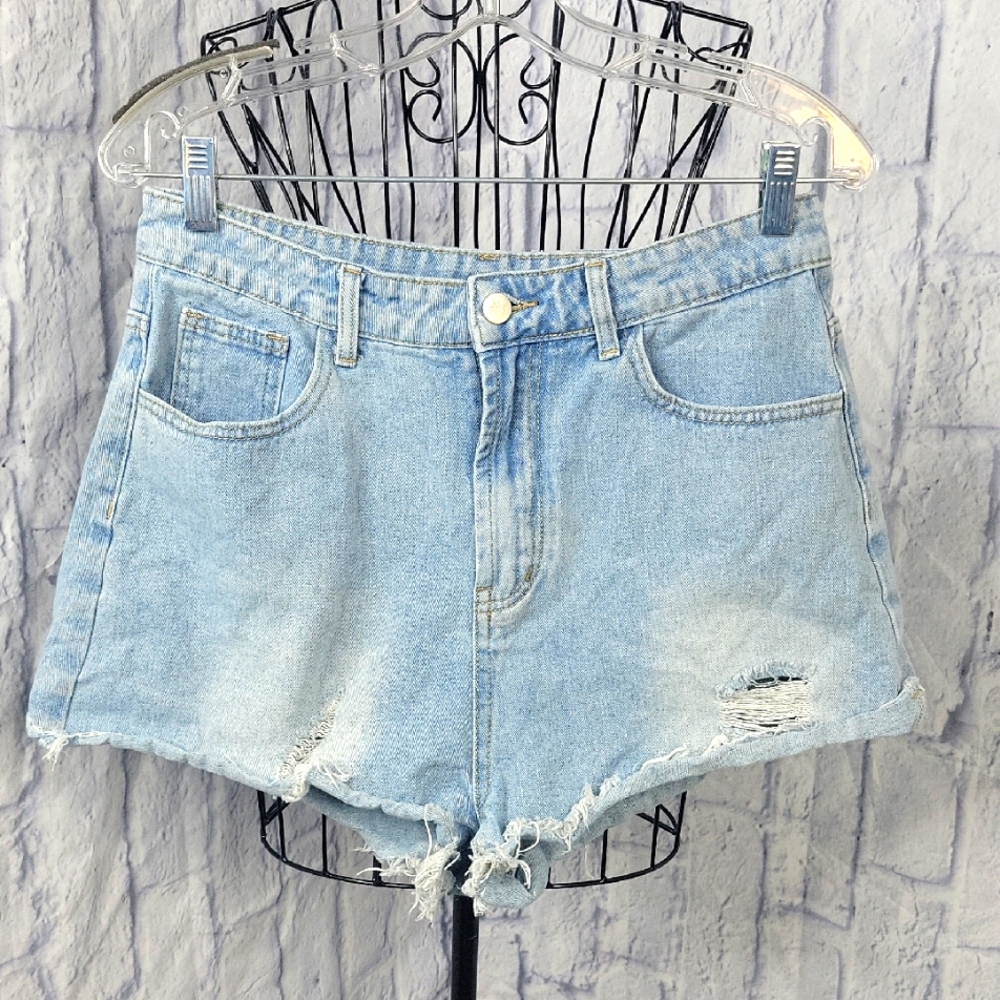 Cider Blue‎ Jean Shorts Distressed Design